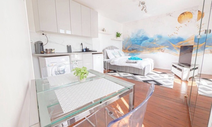 Rosny-sous-Bois Apartment | Charming studio 4 stations from Paris