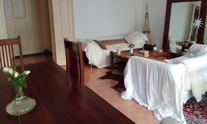 Mitte Apartment | Charming Sunny 2 Bed Altbau In Mitte