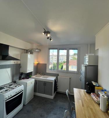 Beauvais Apartment | Charming T2- apartment in Beauvais