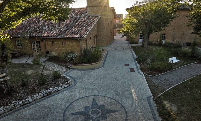 Roquemaure House | Charming Tuscany Occitan Deumeure