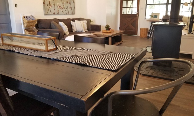 Payson House | Charming, updated 2 BA/2BR cottage in Payson, w/AC. Dog friendly.