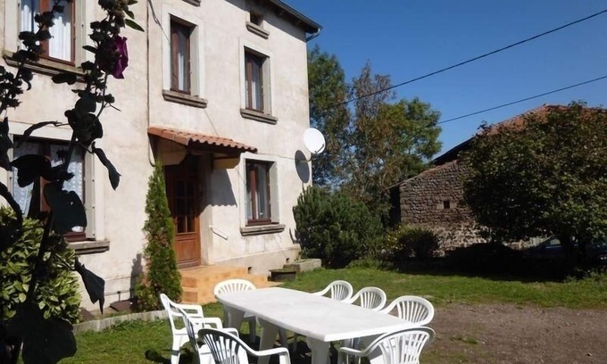 Solignac-sur-Loire Cottage | Charming Village Retreat Near Loire Gorges: Spacious Home, Garden, & Nearby Attractions