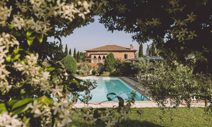 Santarello Villa | Charming Villa with swimming pool in the heart of Tuscany