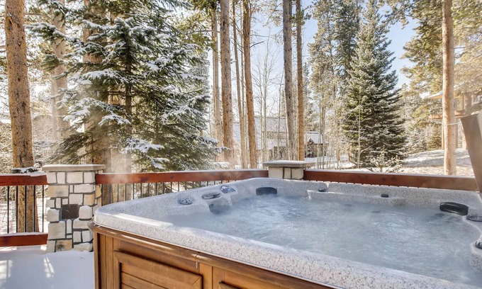 Christie Heights House | Charming w/Mtn Views + Hot Tub + Near Town & Peak 8 - Bystone Villa Retreat