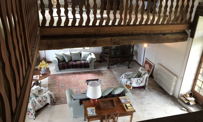 Trigny House | Charmingly renovated barn in a winegrowers' village