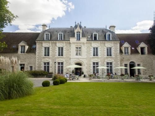 Fere-en-Tardenois Hotel | Chateau De Fere
