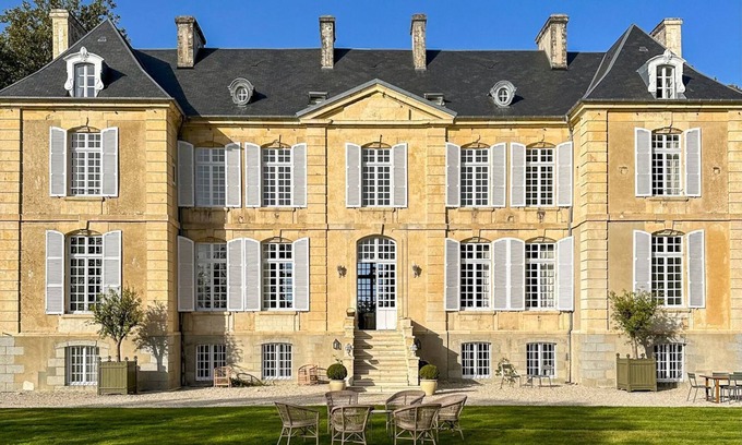Livry Other | Chateau De La Serenite