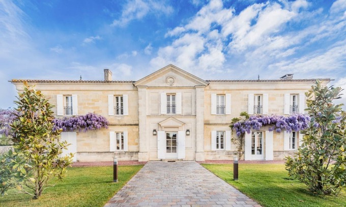 Saint-Emilion Other | Chateau Grand Cru - Five Bedroom Castle, Sleeps 10