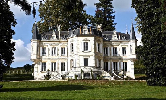 Fronsac House | Chateau Junayme has fronsac