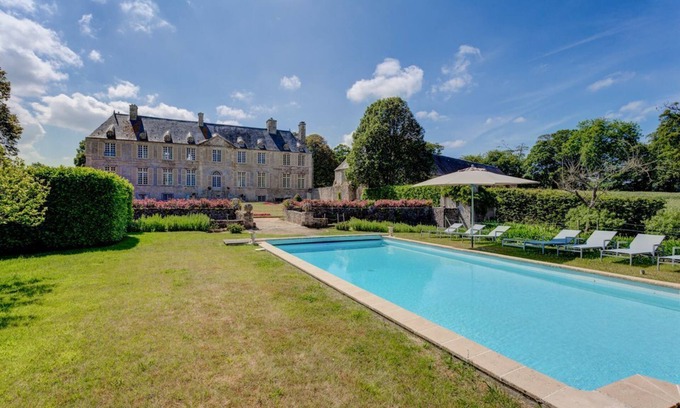 Fontenay-sur-Mer Other | Chateau Les Douves - Eight Bedroom Castle, Sleeps 14