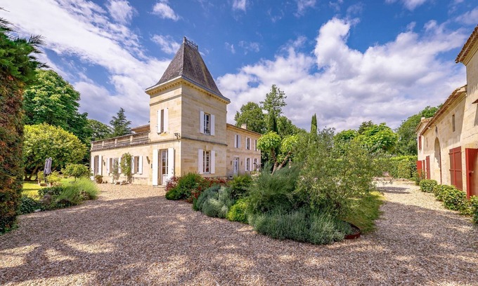 Coutras Other | Chateau Les Peintures