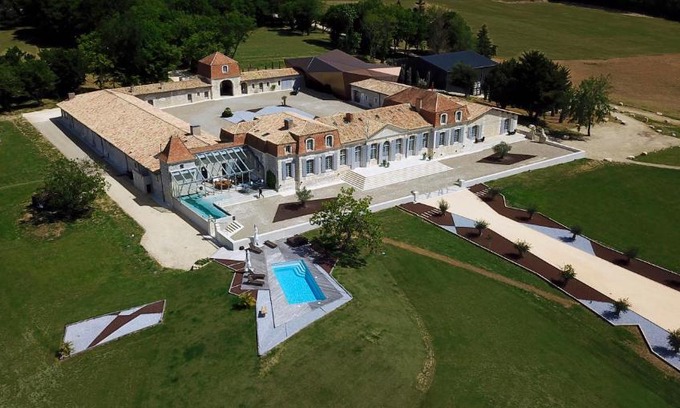 Saint-Martin-du-Bois Bed & Breakfast | Chateau Prieure Marquet