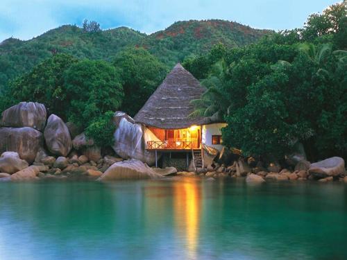 Praslin Island Resort | Chauve Souris Relais