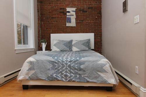 Columbus Apartment | Cheap, Furnished Studio in Downtown Boston #7