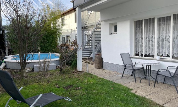 Parndorf Apartment | Cheap Outlet Center Apartment with Pool