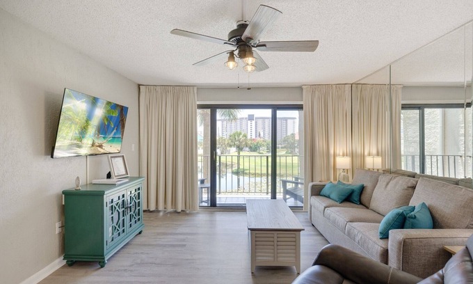 Panama City Beach Villa | Check it out-> ROOMY upgraded villa: double balconies, by beach, restaurants