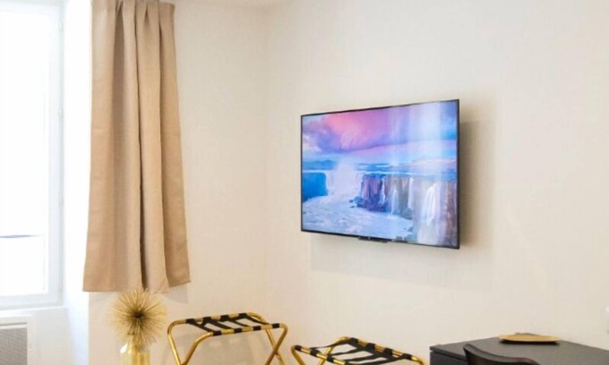 La Ferte-sous-Jouarre Apartment | ★Checkin Auto ★CENTRE-VILLE ★EUROPE CHIC