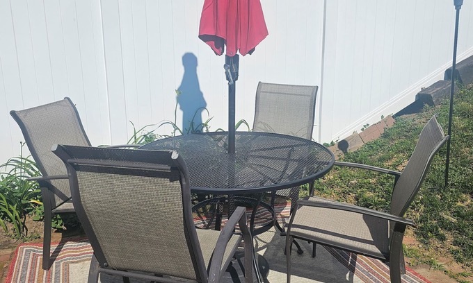 Rutherford House | Cheerful 2 bedroom 15 min from Hershey Park