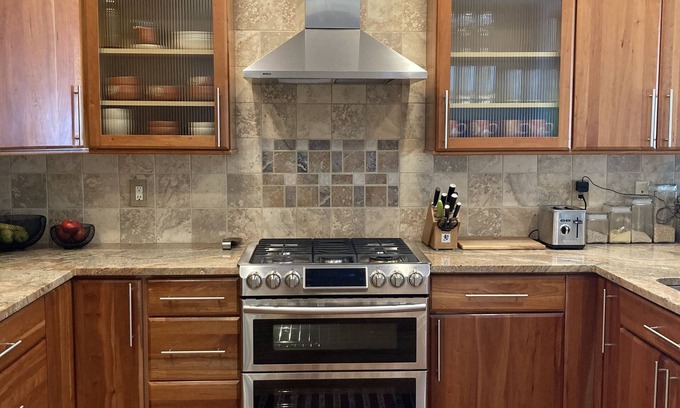 Longmont House | Cheerful, bright 3-bdrm home close to Boulder