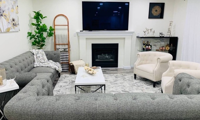 Lynnwood House | Cheerful house in Lynnwood