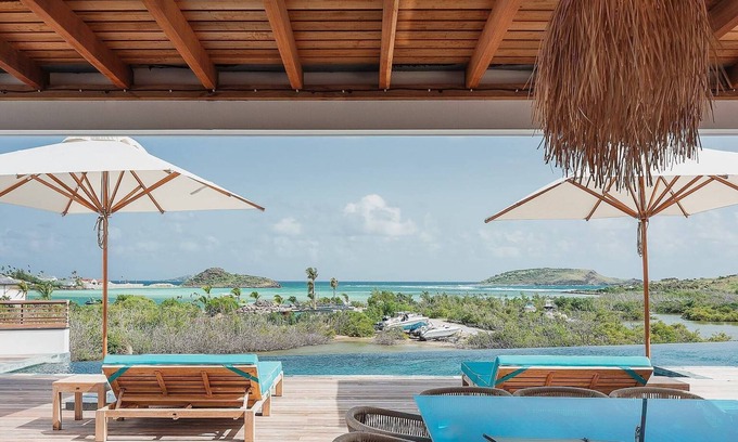Anse du Grand Cul-de-Sac Villa | Chef included by Fantasia Villas: Villa Hemingway