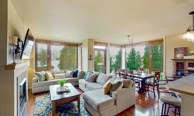 Chelan Apartment | Chelan Resort Suites Coco Chelan 212