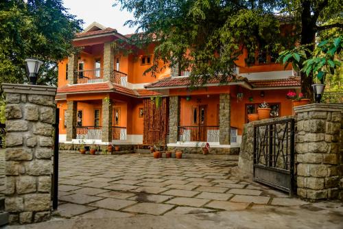 Kalpetta House | Chembra Adobe