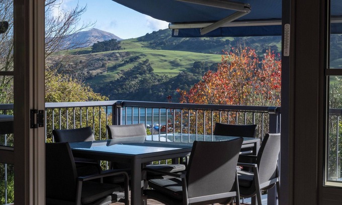 Akaroa House | Chemin Wonder - Akaroa Holiday Home