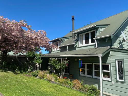 Lawrence House | Cherry Tree Cottage
