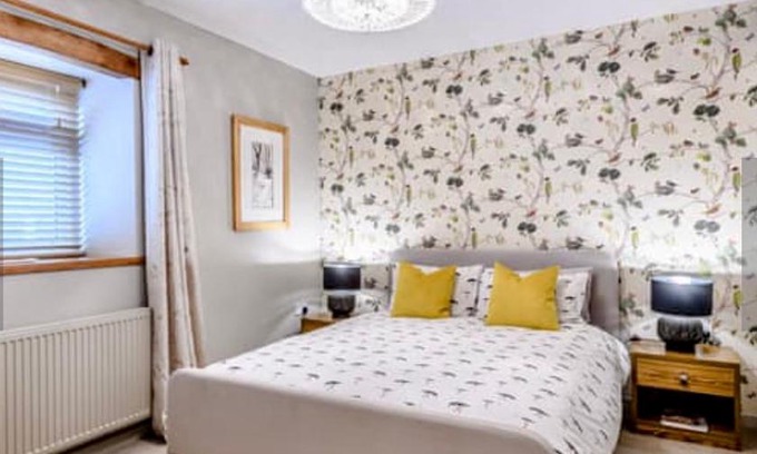 East Dereham House | Chestnut Lodge