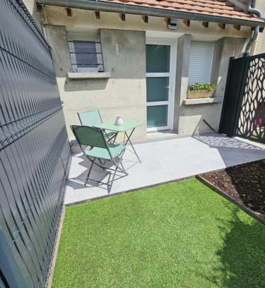 Nanteuil-les-Meaux Apartment | Chez Ernestine