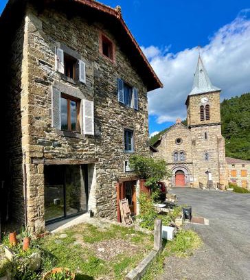 Saint-Didier-sur-Doulon House | Chez la ptite famille