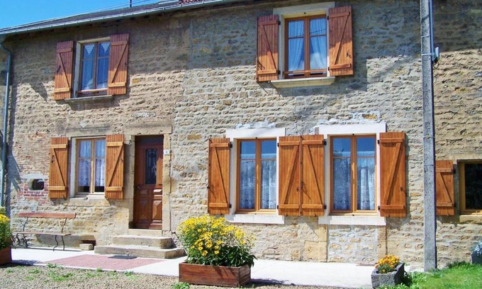 Puilly-et-Charbeaux House | Chez leontine