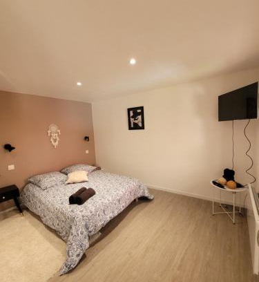 Onet-le-Chateau Apartment | Chez LouLou, cocon paisible