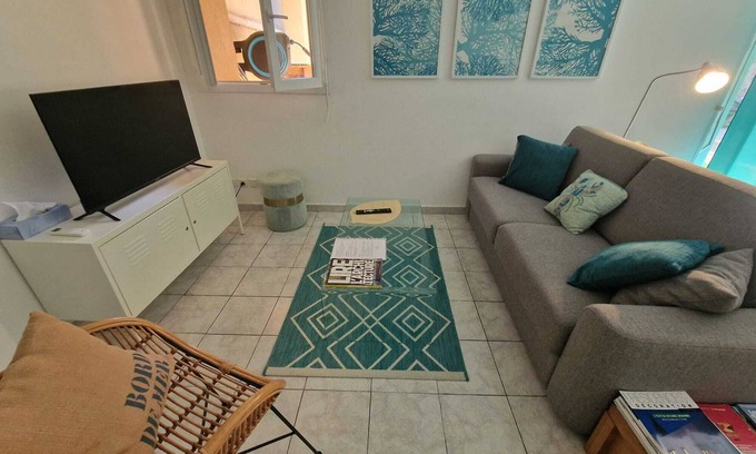 Bessan House | Chez Marie, private SPA, calm and comfort!