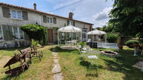 Hanc House | Chez Martine