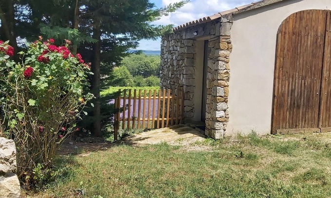 Grignan Other | Chez Pascal gîte studio with garden and parking