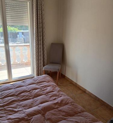 Solaro House | Chez Rachel chambre d'hôtes chez l' habitant avec sa salle de bain dédiée