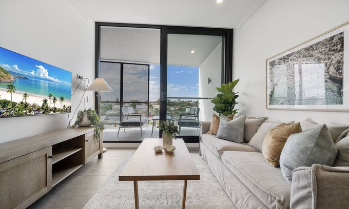 North Fremantle Apartment | Chic 1-Bed Escape in Fremantle with Parking