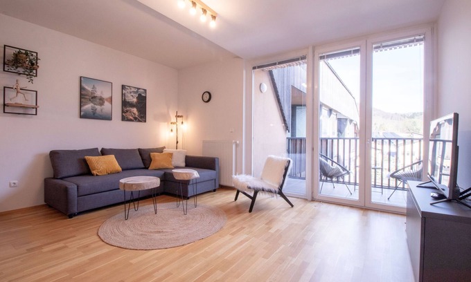 Bohinjska Bistrica Apartment | Chic 1-bedroom with WiFi and AC in charming Bohinj