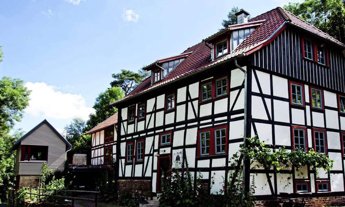 Heringen Apartment | Chic Apartment in Thuringia with Sauna