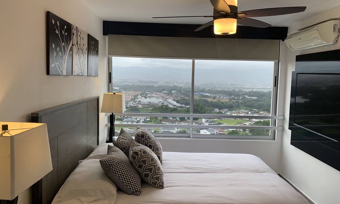 Heredia Apartment | Chic APT amazing views near airport and downtown