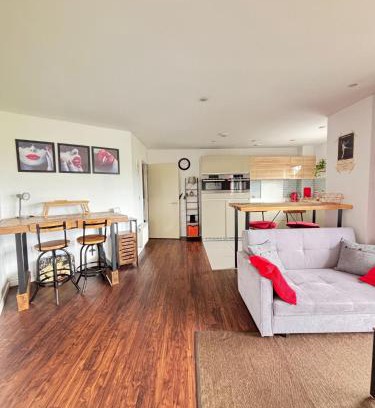 Sudbury Apartment | Chic&Cozy Flat with View 10min to Wembley Stadium
