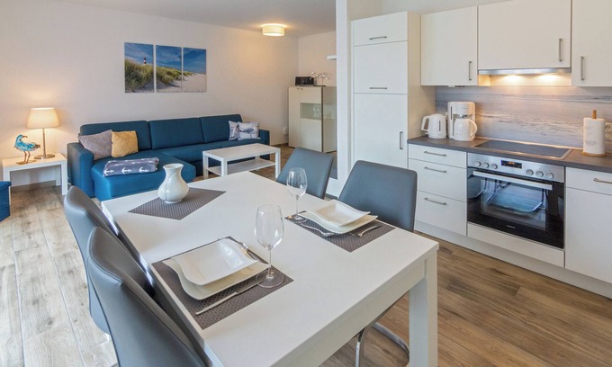 Westeraccumersiel Apartment | Chic vacation apartment Pier 29 in Dornumersiel in a quiet residential area