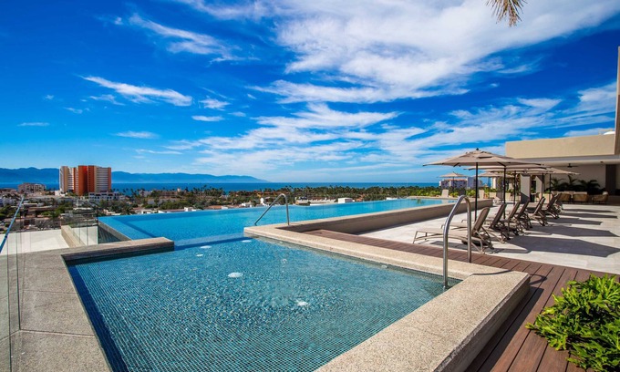 Diaz Ordaz Condo | Chic Versalles Haven | 2BR w/Gym