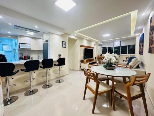 Copacabana Apartment | ChicModern Apt