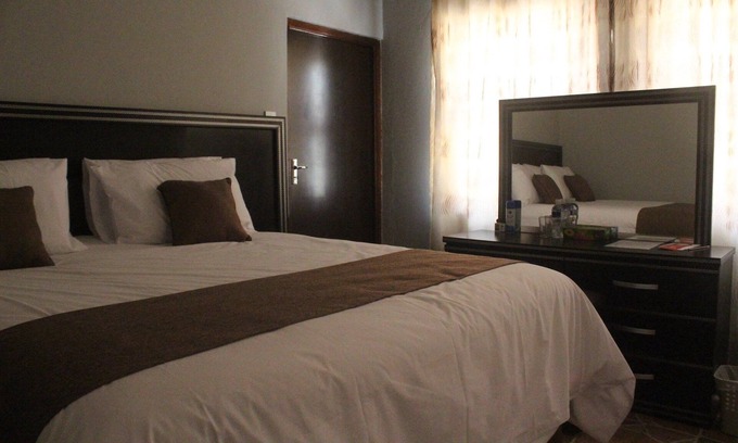 Chief's Island House | Chief's Guest House