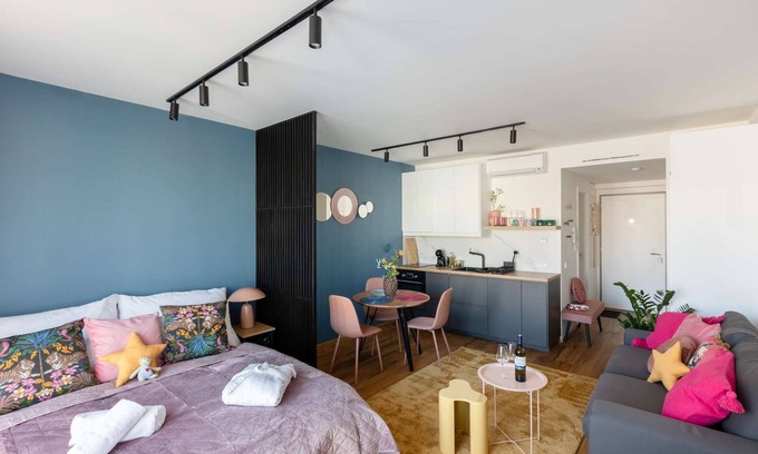 Karlin Apartment | Chill at our luxurious apartment in the beating heart of modern Prague.