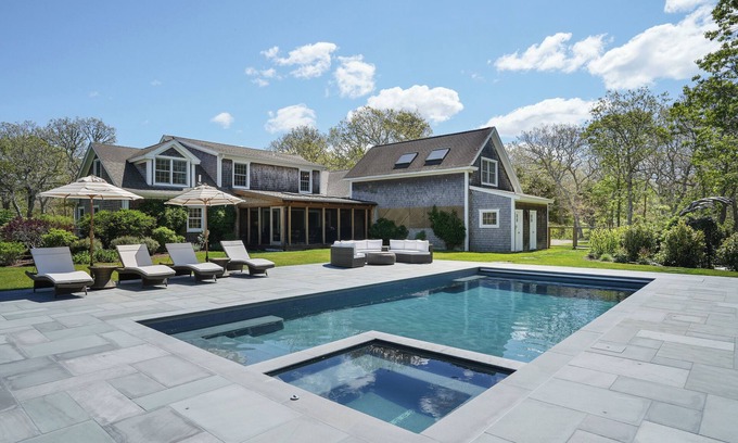 Chilmark House | Chilmark Luxury | Quansoo Beach Access-4BR