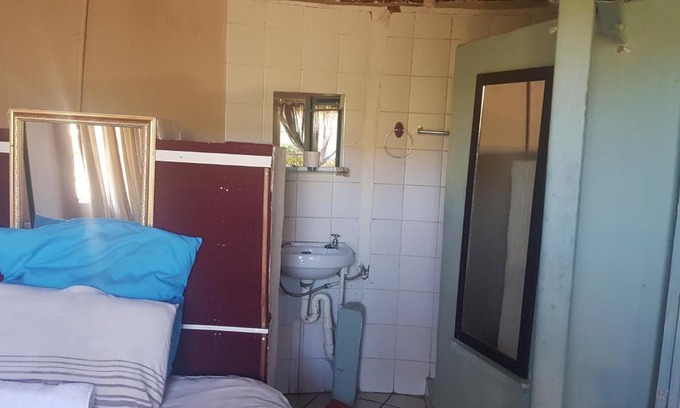 Leribe District House | Chocks Guest House